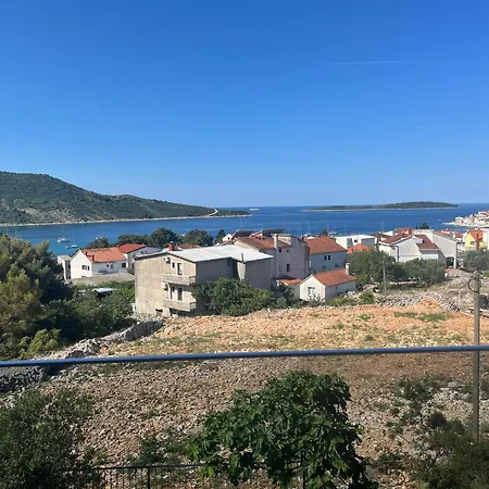 아파트 Leona 프리모스턴